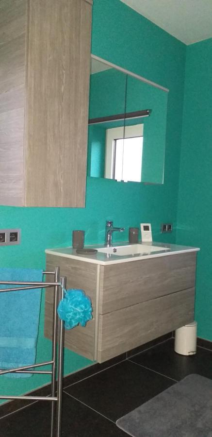 Chez Chantal - Appartement Privatif Yvoir Екстер'єр фото